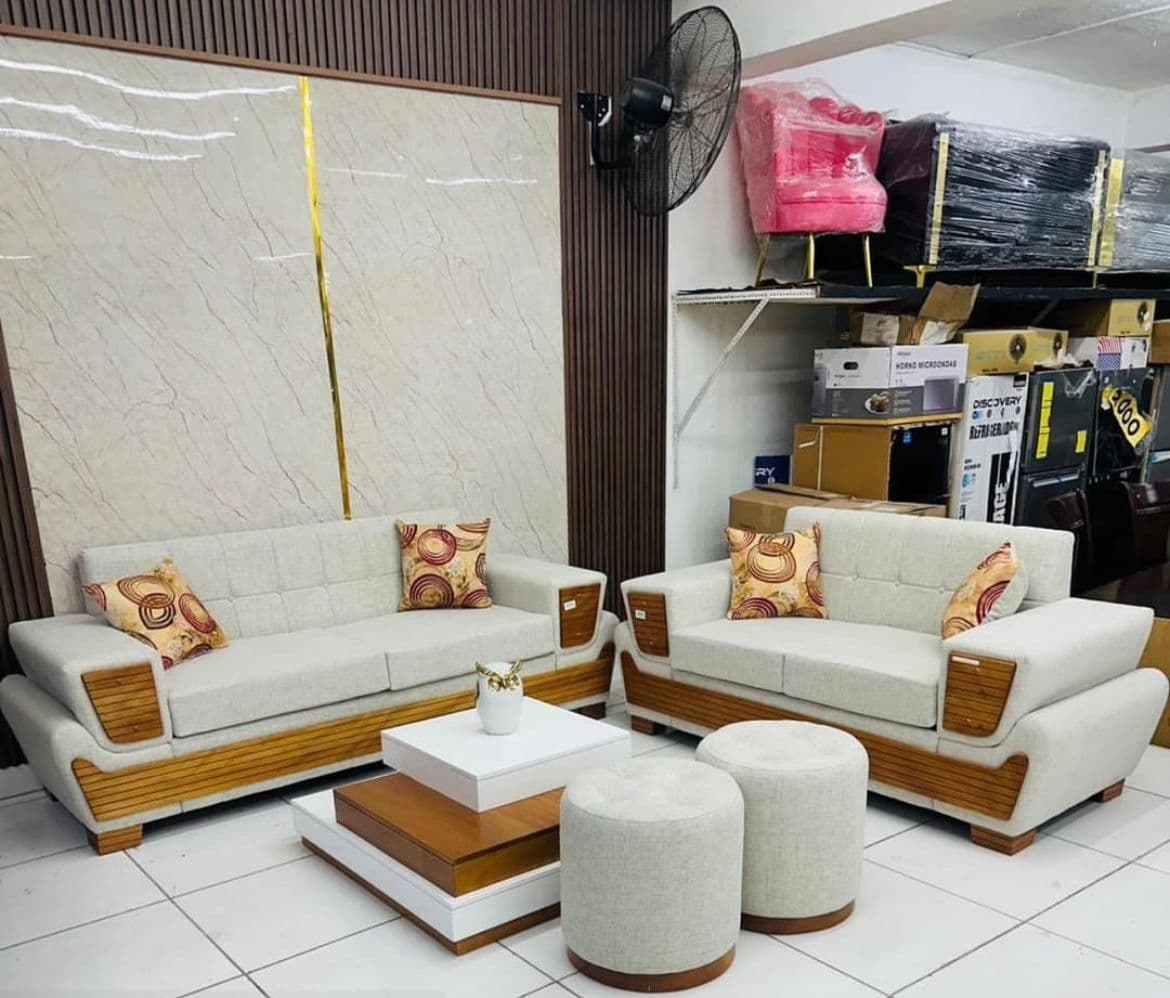 Juego de sala Dharla en caoba